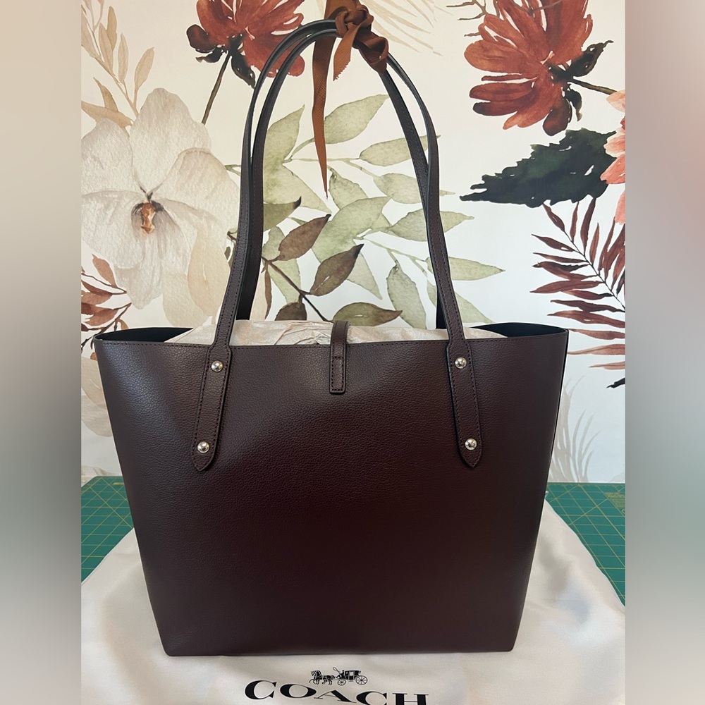 COACH Market Tote Oxblood NWT - Picture 2 of 7